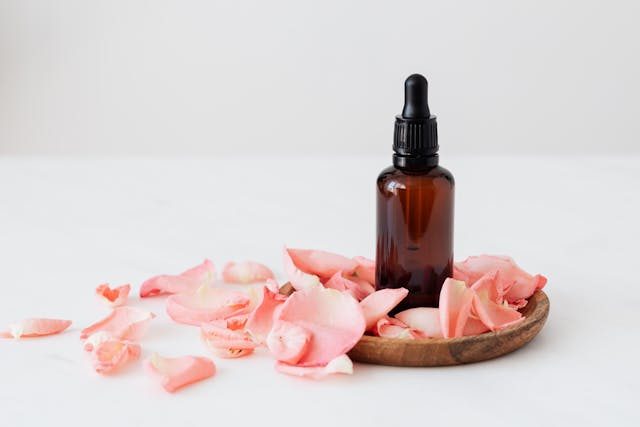 Scopri tutti i benefici dell’olio naturale bio di rosa mosqueta
