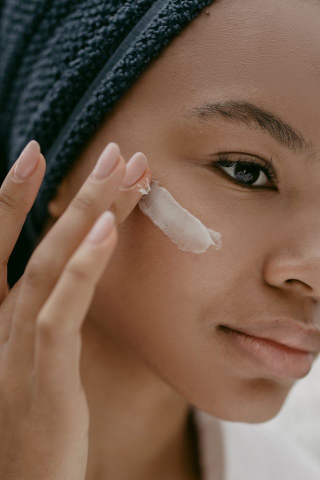 Creme bio per il contorno occhi per un’idratazione mirata della pelle